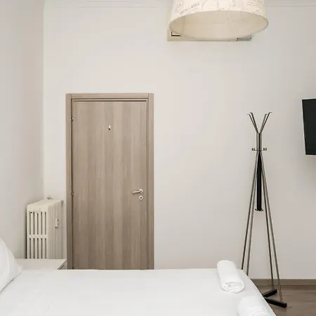 דירה Airguest Station